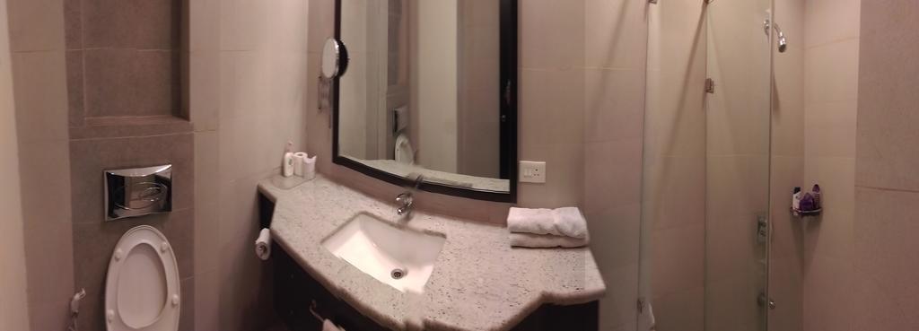 Bed and Breakfast Rainbow Residency Nowe Delhi Pokój zdjęcie